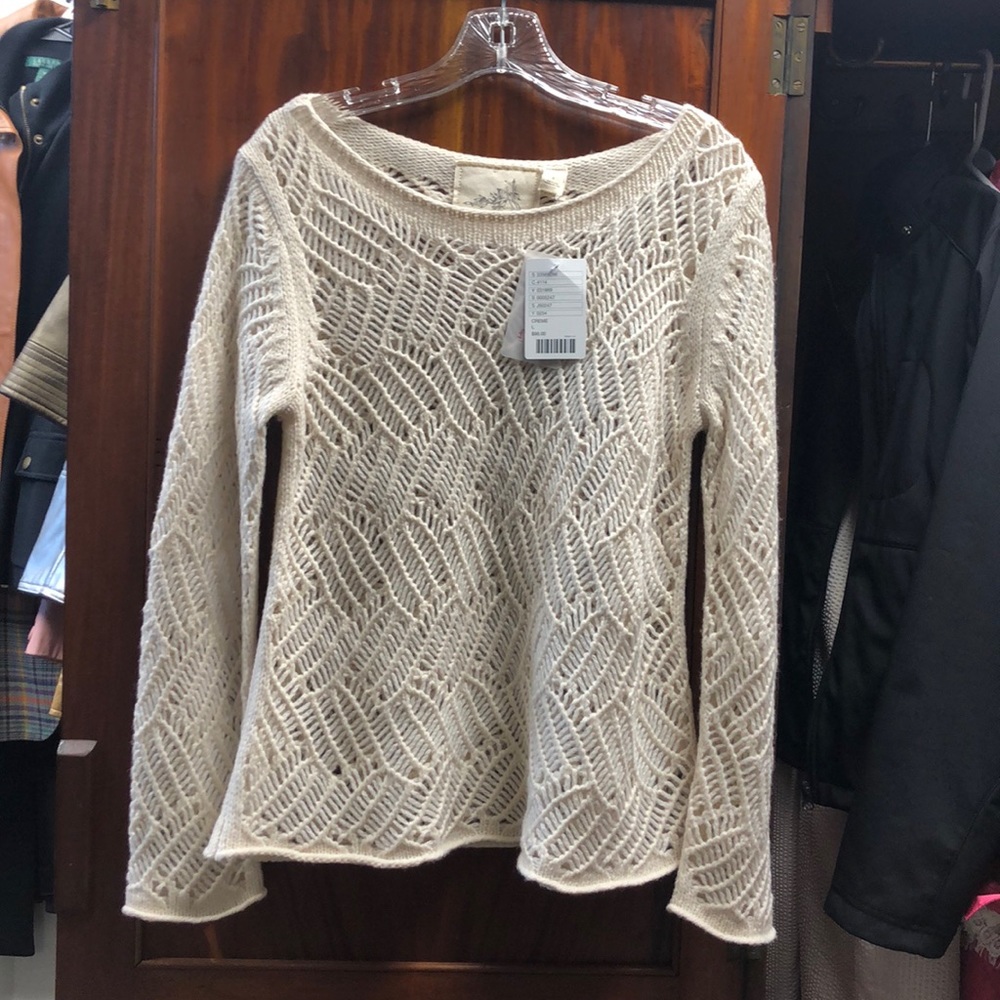 Anthropologie sweater. New w/tags. Super cute!